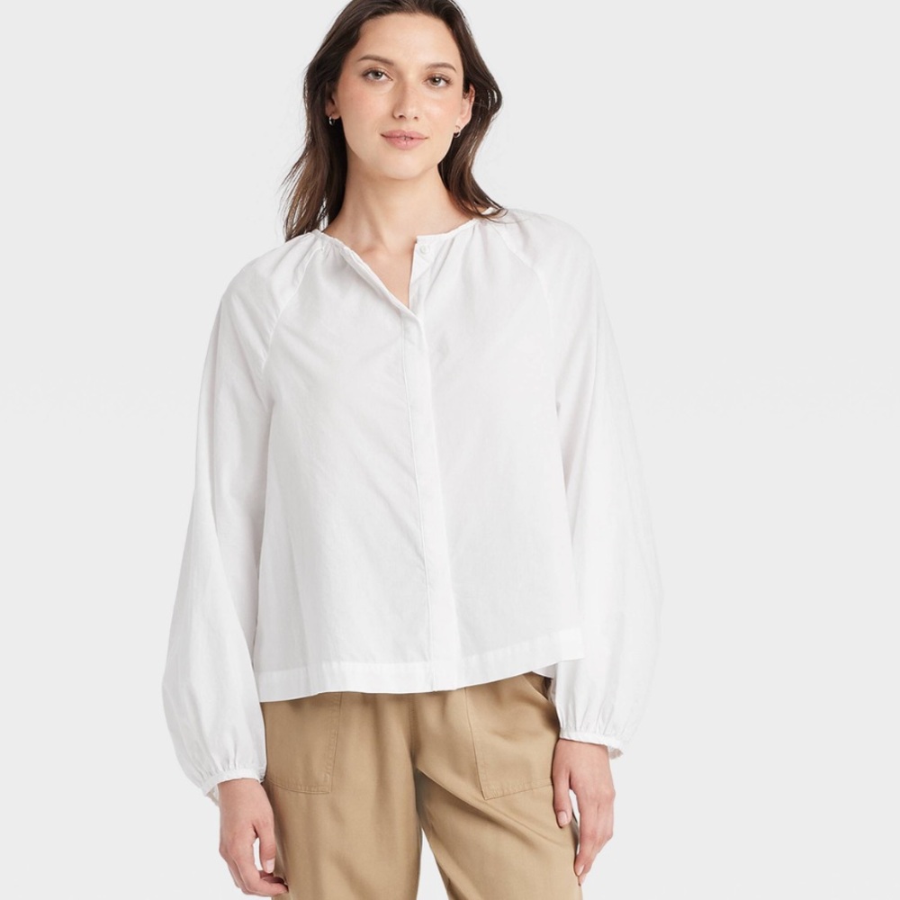 NWOT Universal Thread Top Blouse Balloon Long Sleeve Roundneck White Size S